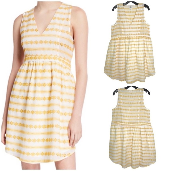 dRA Anthropologie Athena Eyelet Cotton Sundress SIZE MEDIUM - Picture 1 of 16